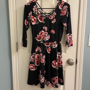 Mid Sleeve Open Back Floral Dress
